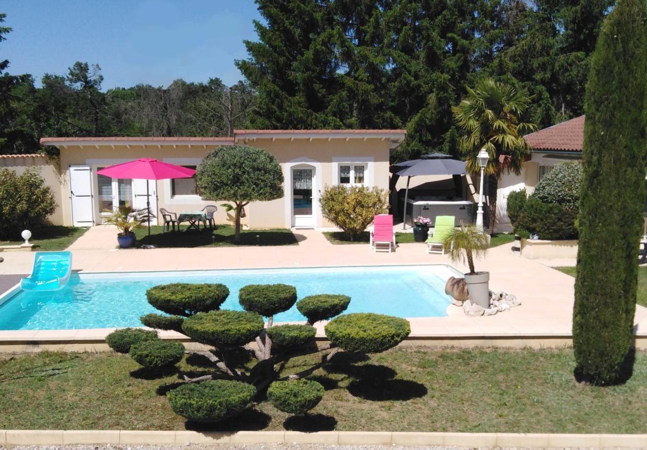 Coeuraccords, Spa & Bien-Etre Au Calme Naturiste Toute L'Annee Saint-Bardoux Exterior foto